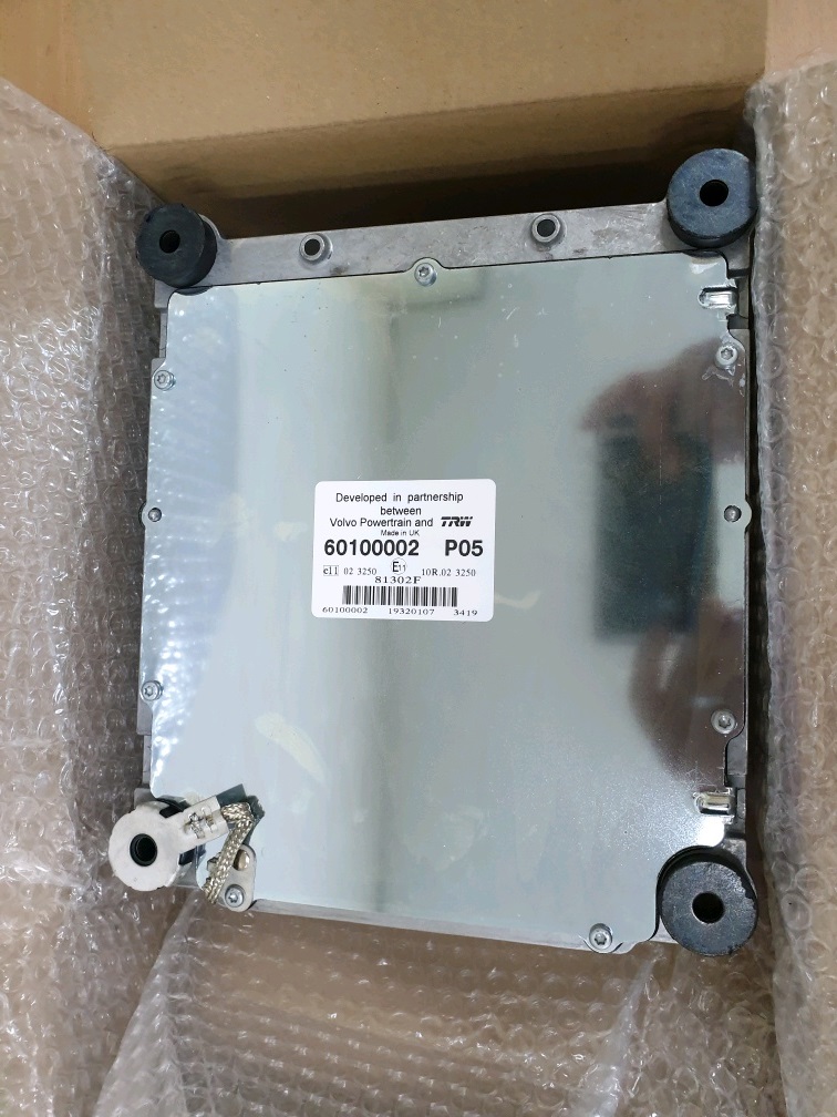 60100002 ECU Volvo, New, with or without program. Same Day